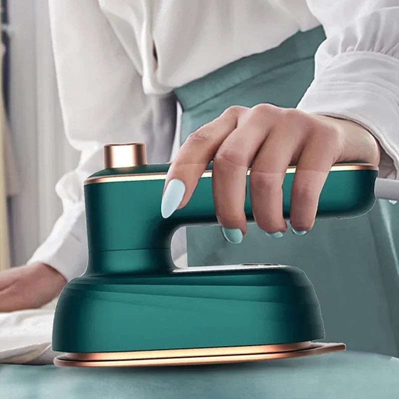 Mini Plancha de Vapor Portátil – El aliado perfecto para tu ropa